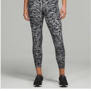 Lululemon Athletica Gray High-Rise Base Pace Leggings size 8